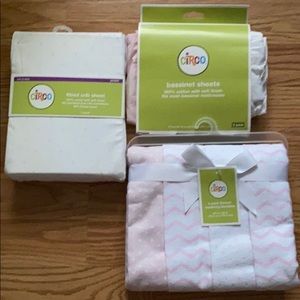 Circo Receiving Blankets, Bassinet & Crib Sheet